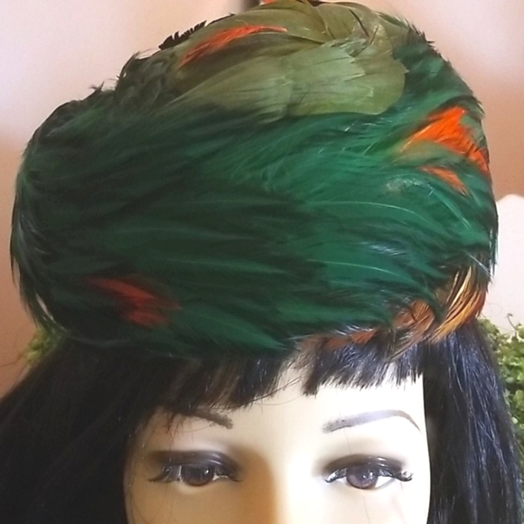 Vtg 60s VALERIE MODES Gorg Green FEATHERS Hat EUVC - Picture 7 of 11